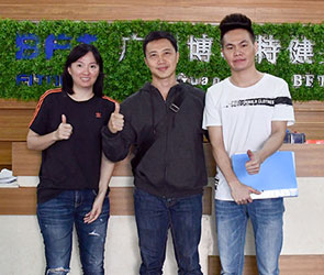 印尼客戶來中國采購健身房器械
