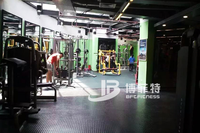 妖精视频污网站健身器材