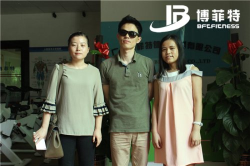 韓國客戶來中國進口健身器材 讚質量高價格公道