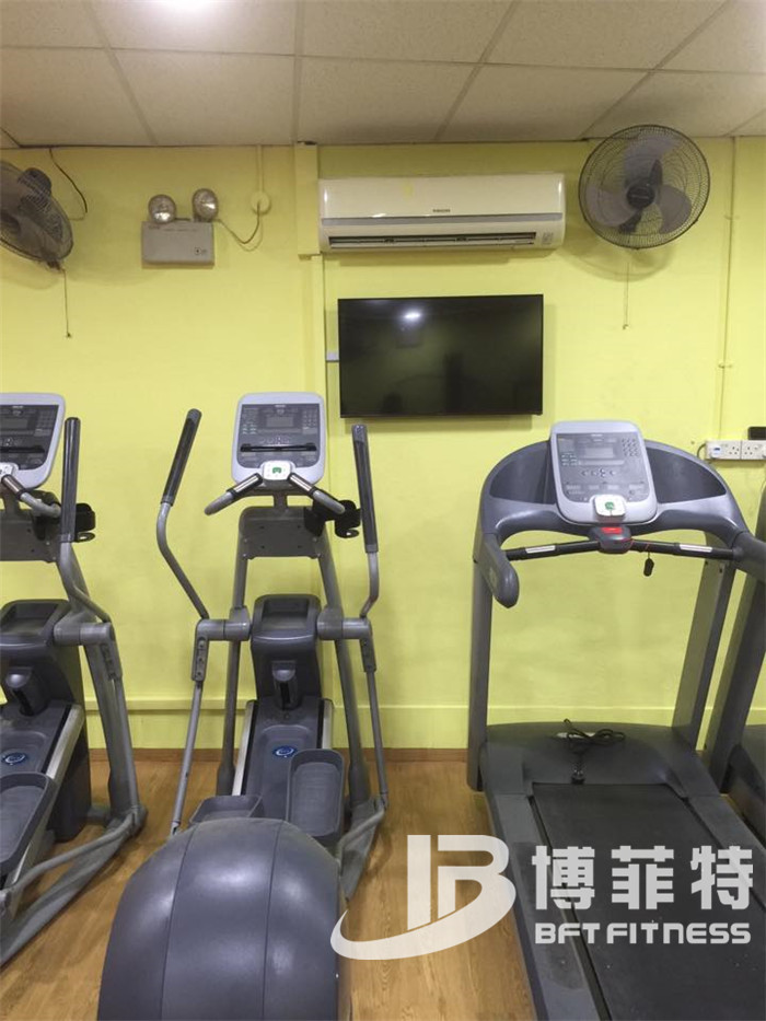 新加坡妖精视频污网站跑步機
