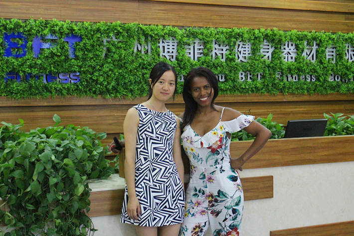 馬達加斯加進口妖精视频污网站健身器材