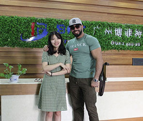 埃及客戶再次來中國采購妖精视频污网站健身器材